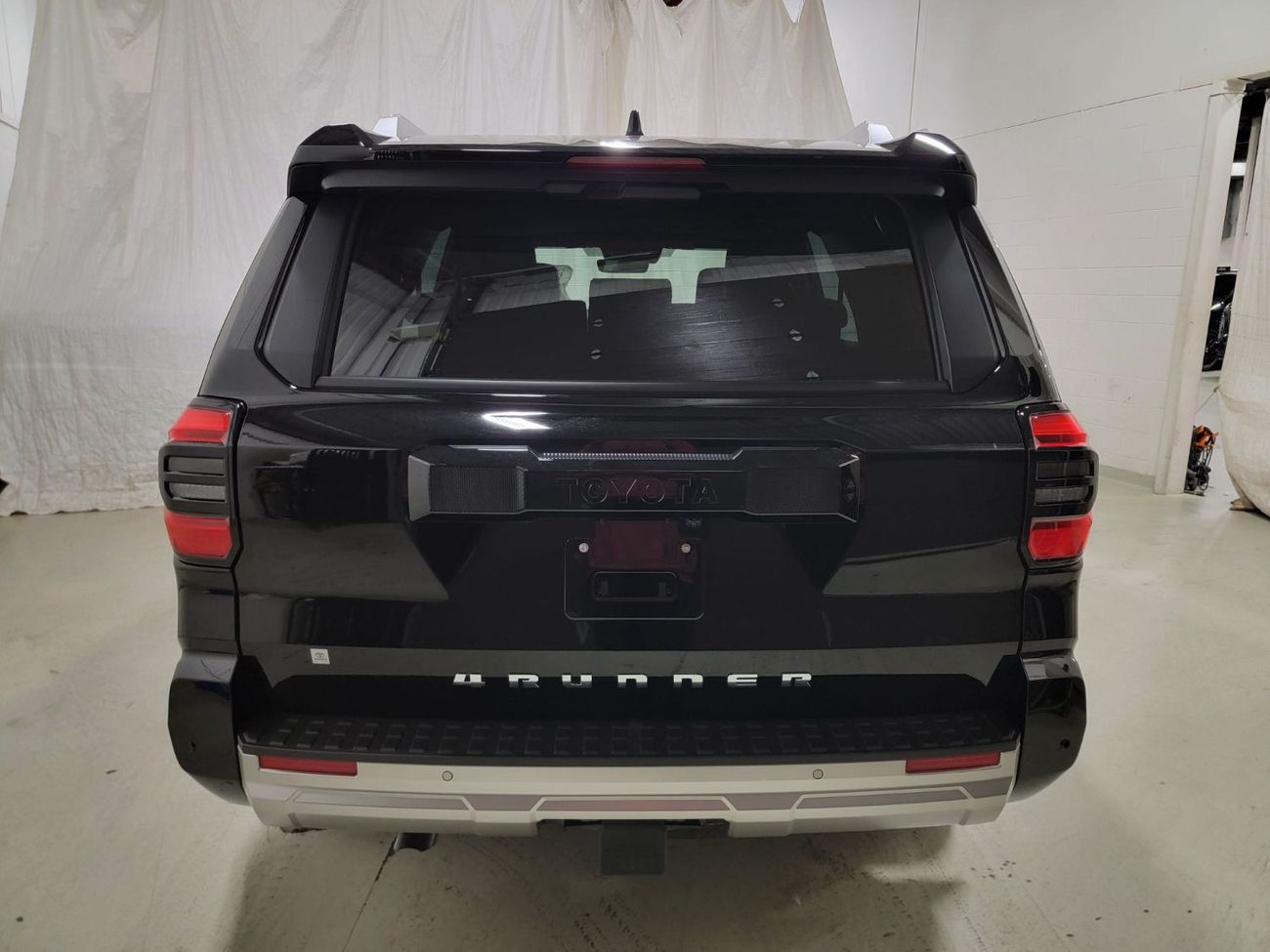 تويوتا Runner4 2025 TOYOTA 4RUNNER LIMITED 2.4L BRAND NEW 0KM