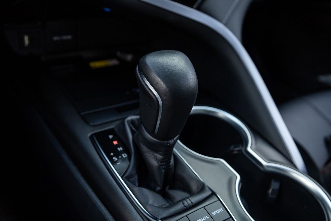 Toyota Camry Sport