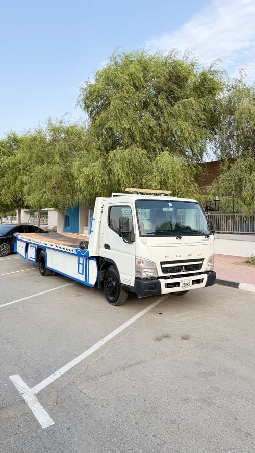 Mitsubishi Canter STANDARD