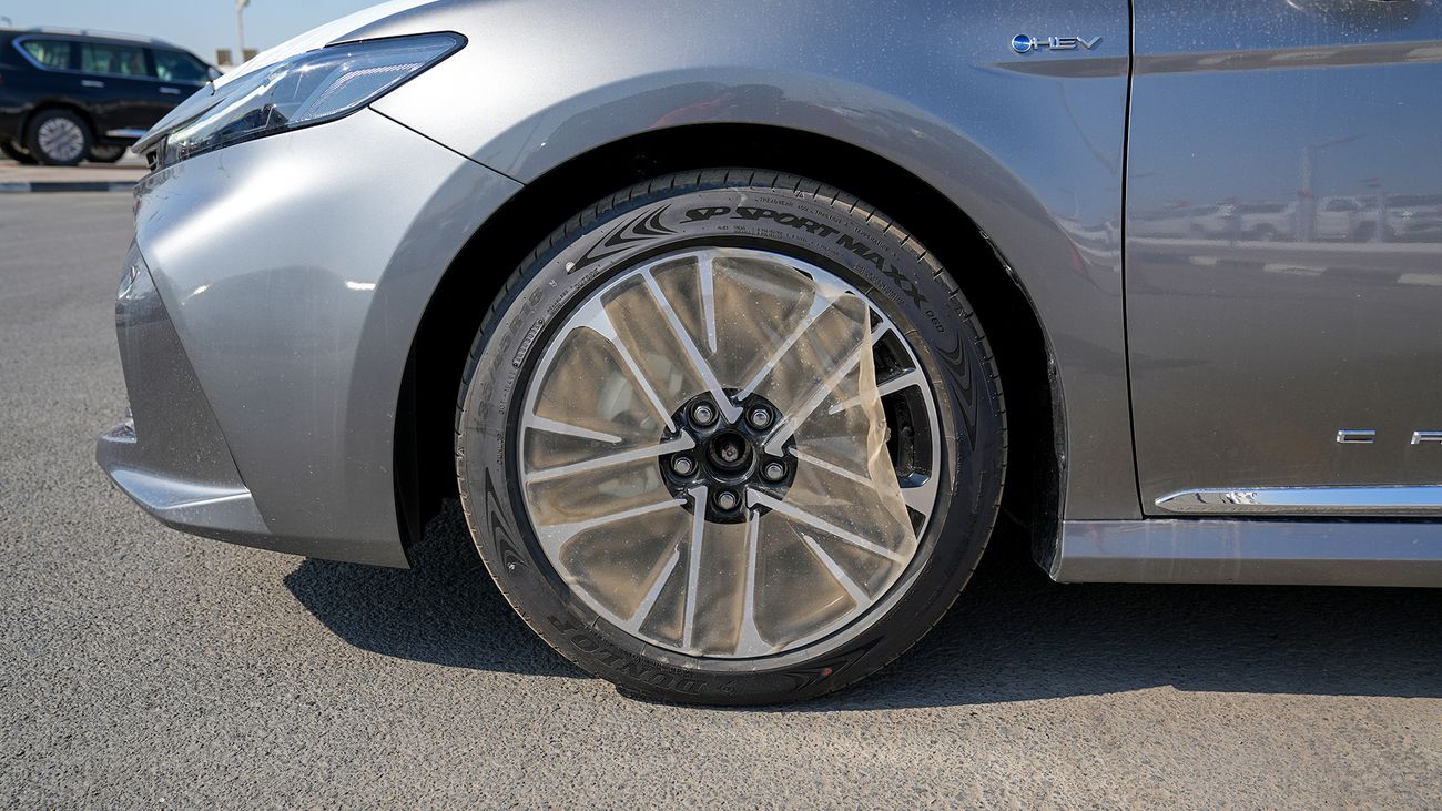 تويوتا كامري 2.5 L Hybrid