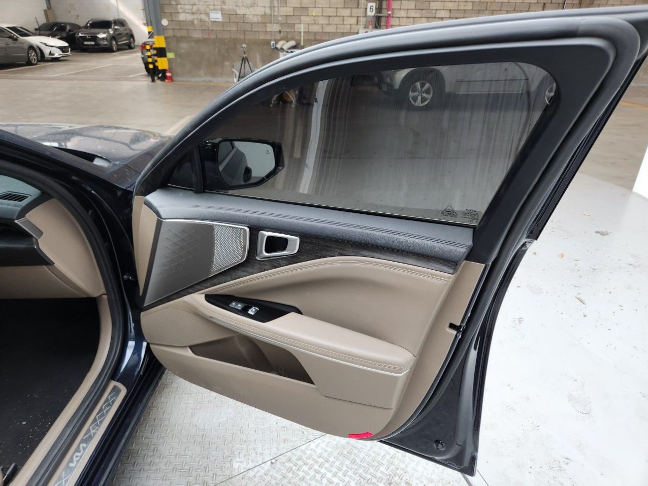 Kia K8 2022 KIA K8 2.5 NOBLESS (HIGHEST TRIM)