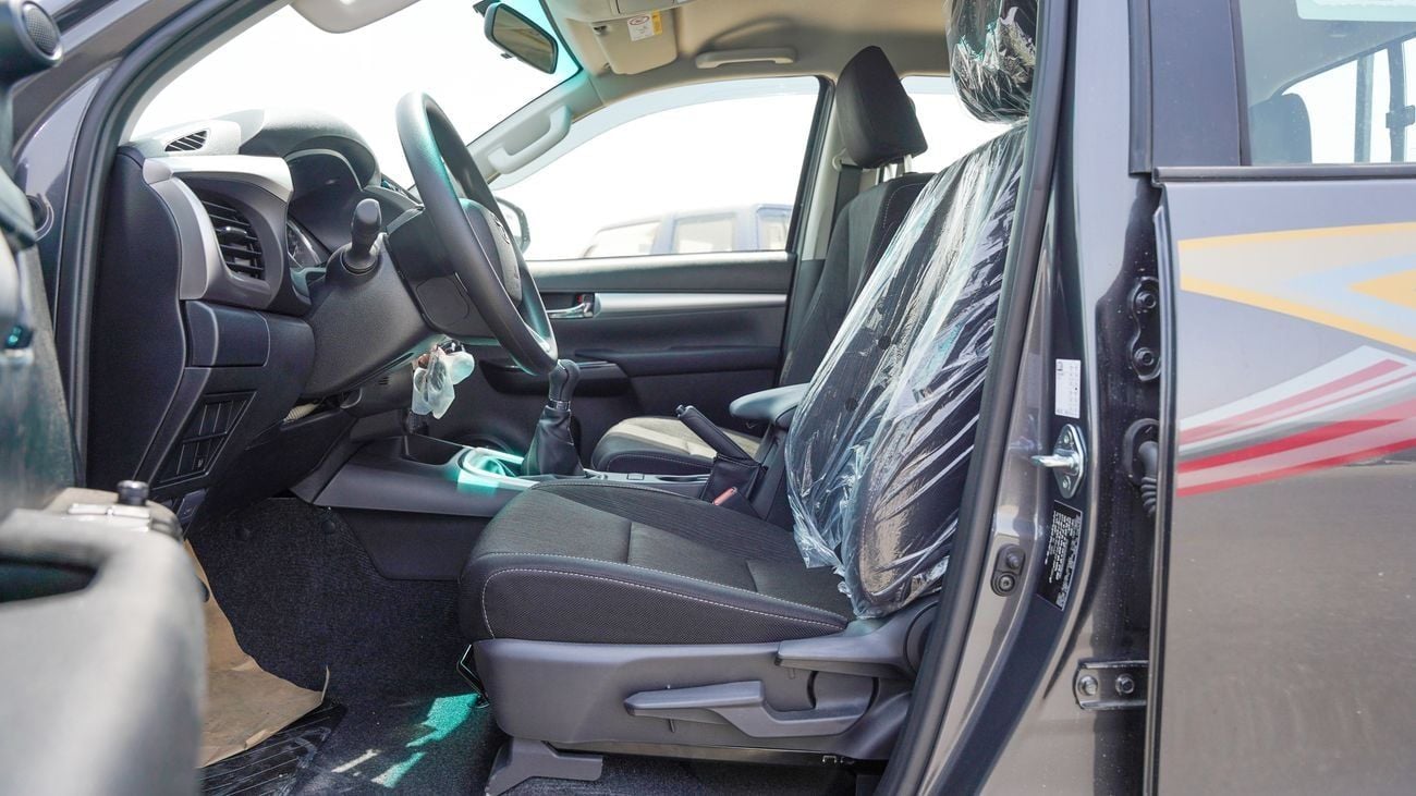 Toyota Hilux 2025 TOYOTA HILUX 2.4L 4WD DOUBLE CAB DIESEL M/T GREY