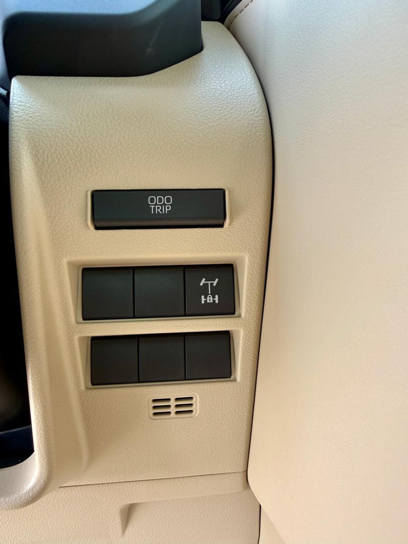 Toyota Land Cruiser GXR 3.5L