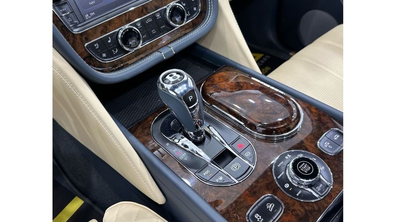 Bentley Bentayga 2017 Bentley Bentayga First Edition W12, Warranty, Full Bentley Service History, Full Options, GCC