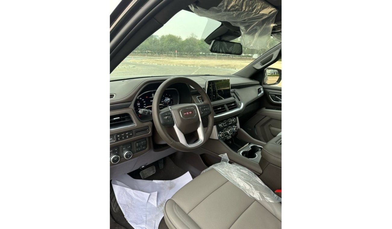 GMC Yukon Yukon slt xl Gcc Brand new, special offers.