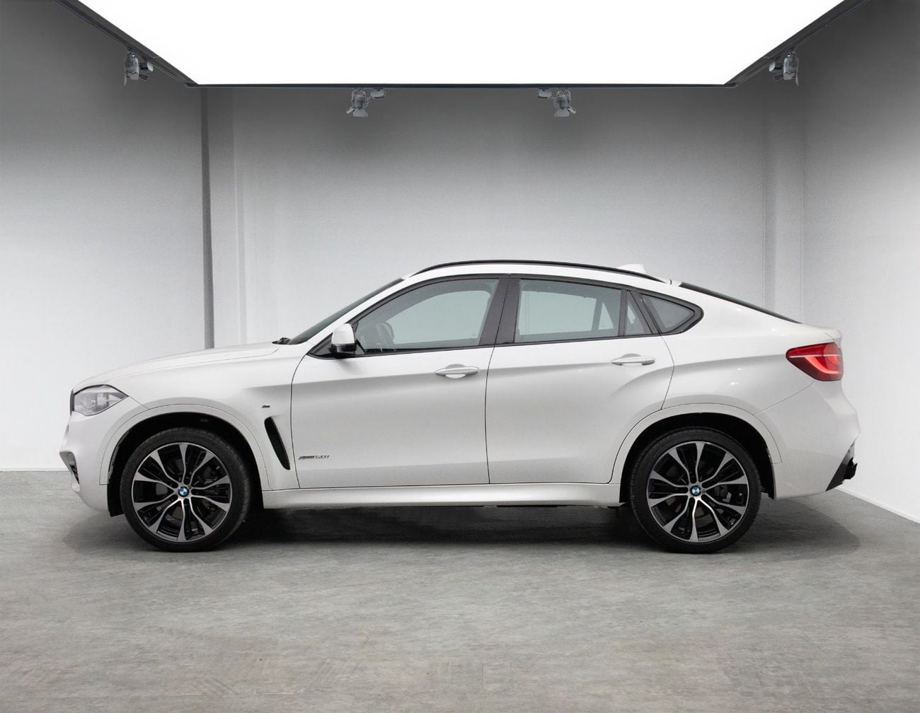 BMW X6 50i M SPORT
