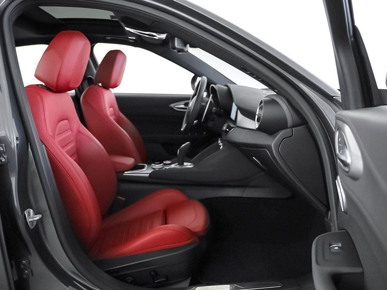 Alfa Romeo Giulia 2023 Alfa Romeo Giulia Veloce Q2 / Alfa Romeo Warranty & Service Pack