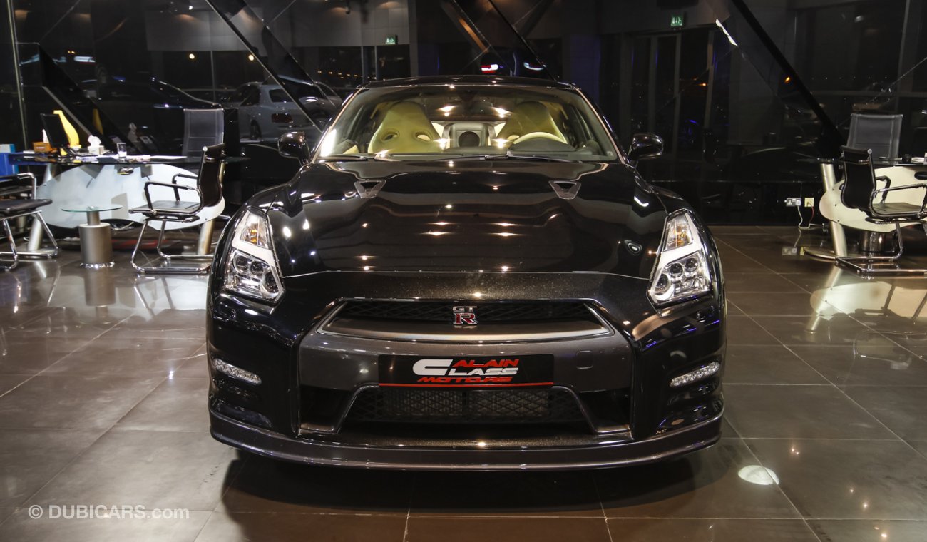 Nissan GT-R Premium Edition