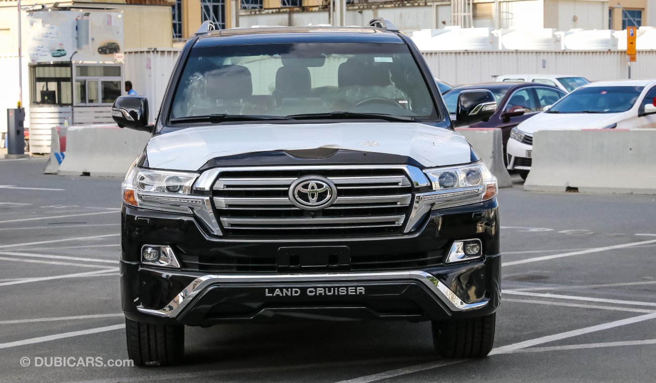 Toyota Land Cruiser 4.5L V8 BLACK EDITION