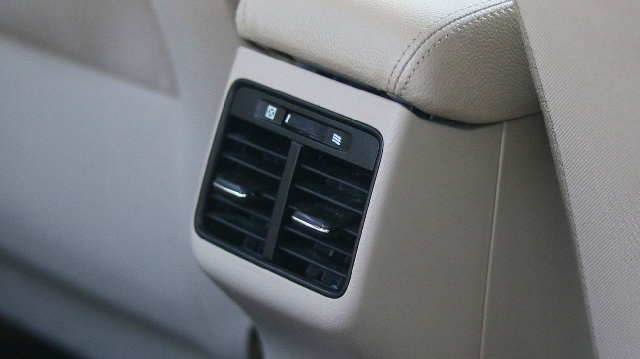 Suzuki Ciaz GL | GCC | Complete Service History | Zero Downpayment Support