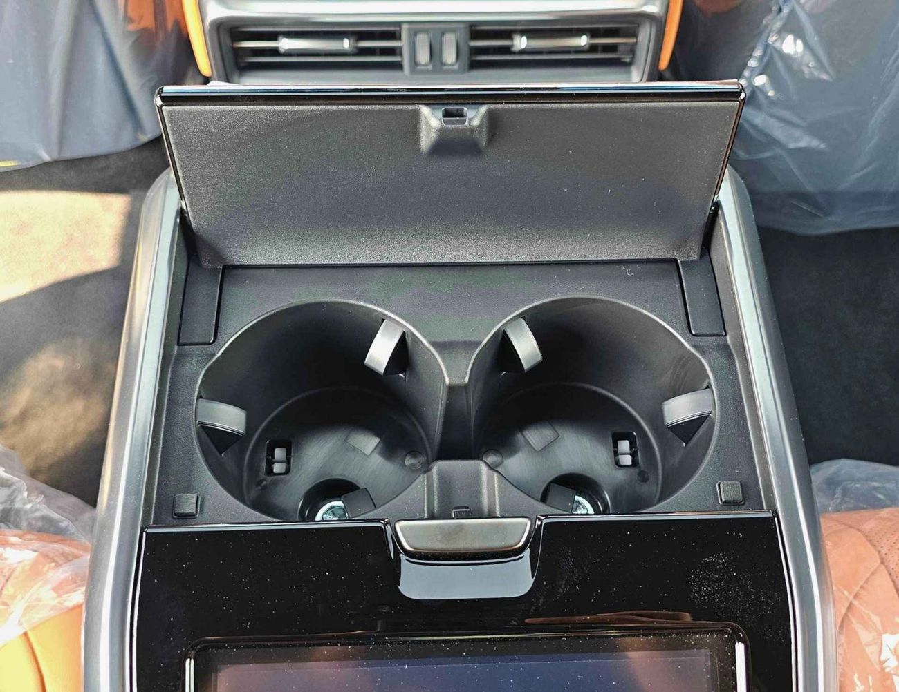 Lexus LX 700h HYBRID/ VIP SEATS FULL OPTION/ PETROL AT 3.5L V6 4WD/CODE#LX7HV