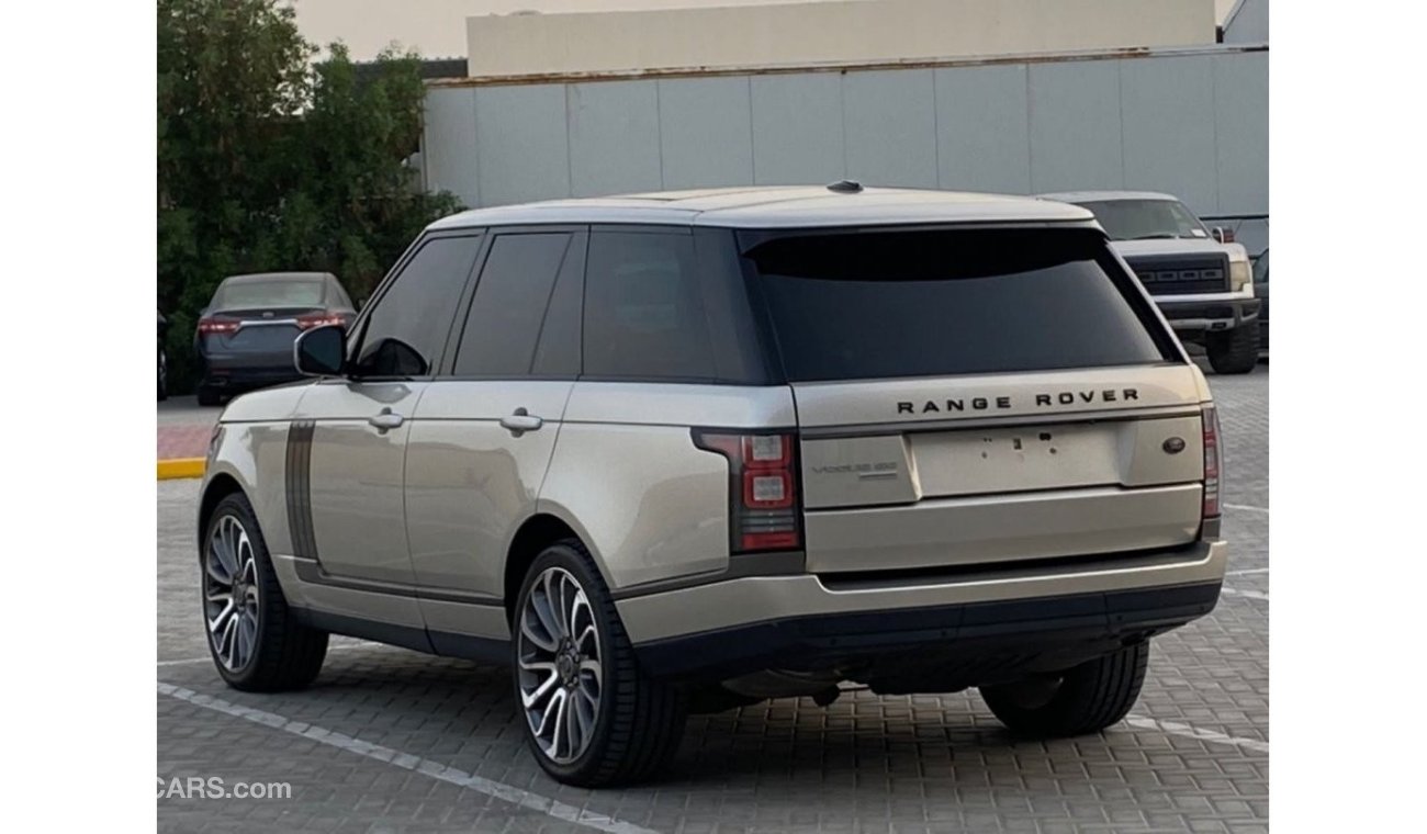 Used Land Rover Range Rover 2013 for sale in Dubai - 546670