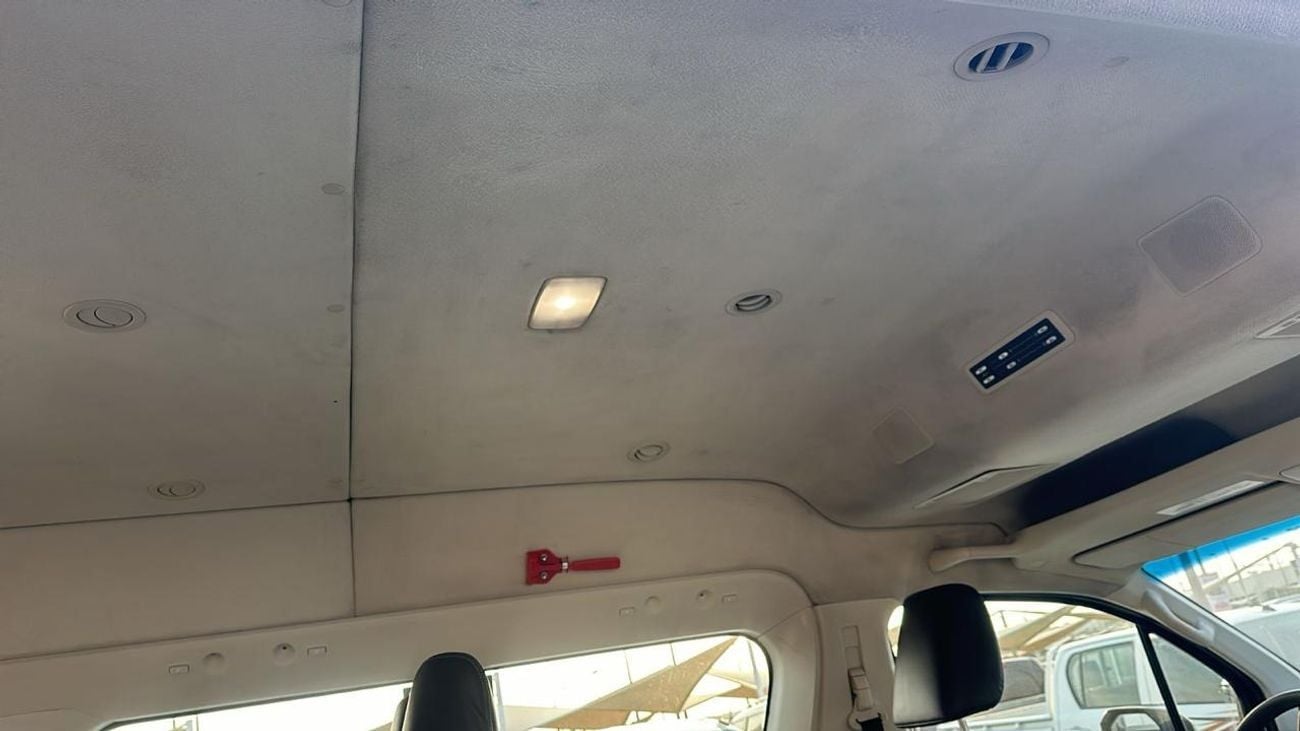 Toyota Hiace DLS - STD ROOF Diesel Engine ,2.8 Liter ,Left Hand Drive ,Automatic