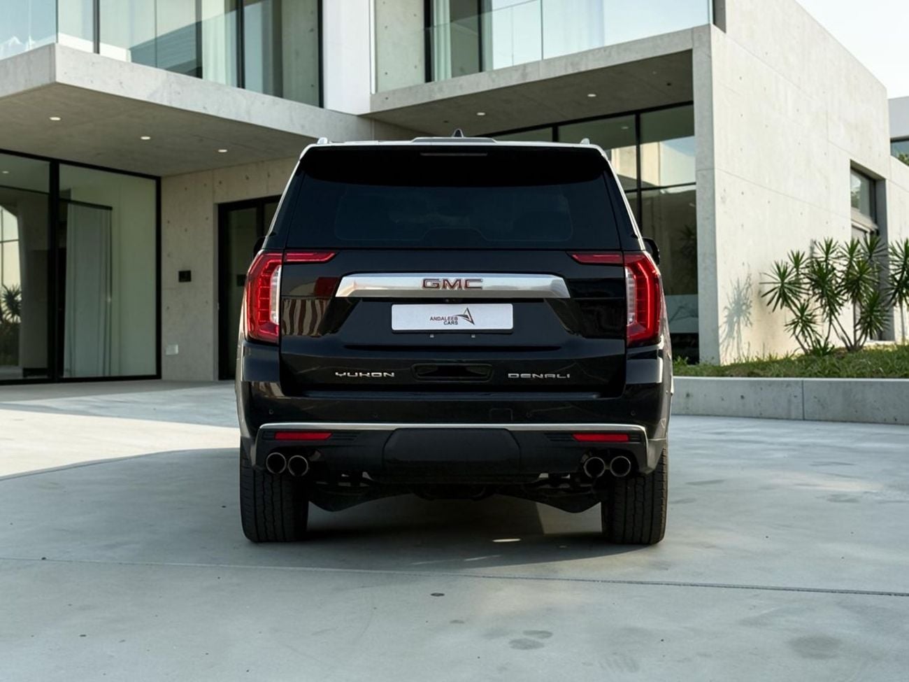 GMC Yukon Denali 6.2L (8 Seater) AED 2,080 P.M | 0% DOWN PAYMENT | GMC YUKON DENALI | 6.2L V8 | 2022 | GCC SPE