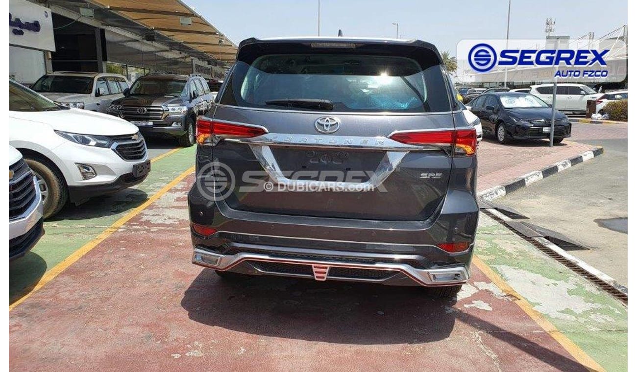 Toyota Fortuner 2.4 T-DSL ,Full Option, Special Leather , LEXUS BODY KIT