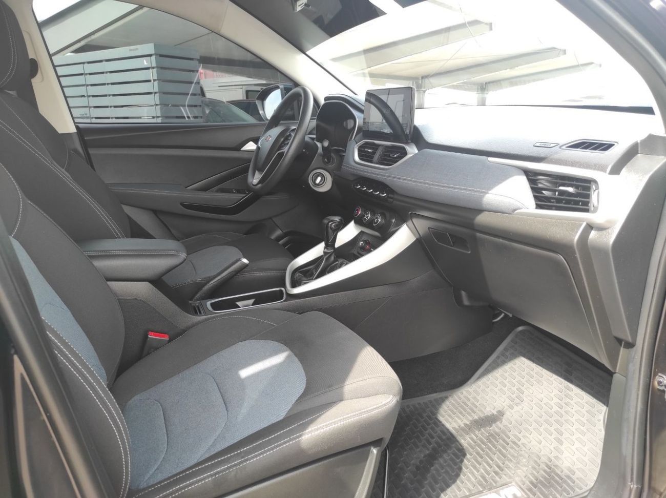 Chevrolet Captiva LT 1.5L (149 HP) (5 Seater)