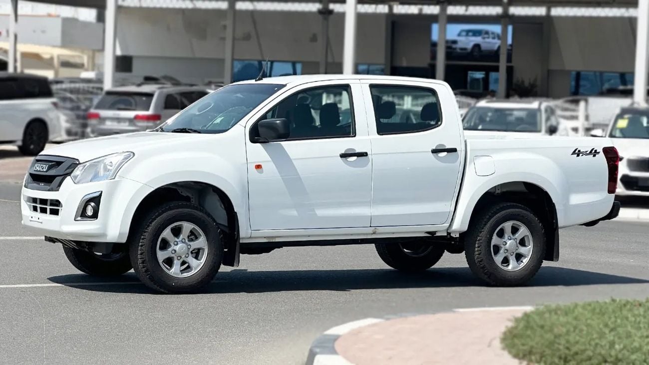 إيسوزو D ماكس ISUZU/D-MAX/2.5L DSL DC 4X4, PWR, Alloy Wheel, ABS, Remote ,MT