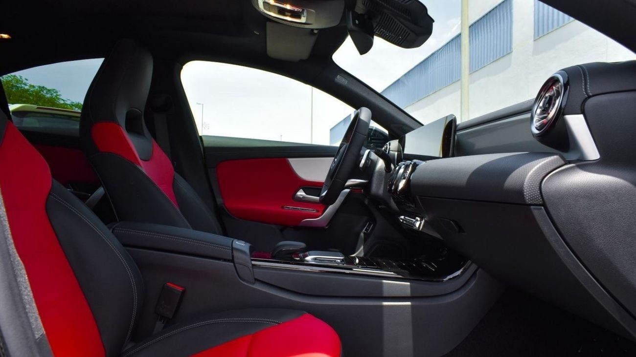 مرسيدس بنز CLA 200 Mercedes Benz CLA 200 AMG | 2023| HUD | Brand New