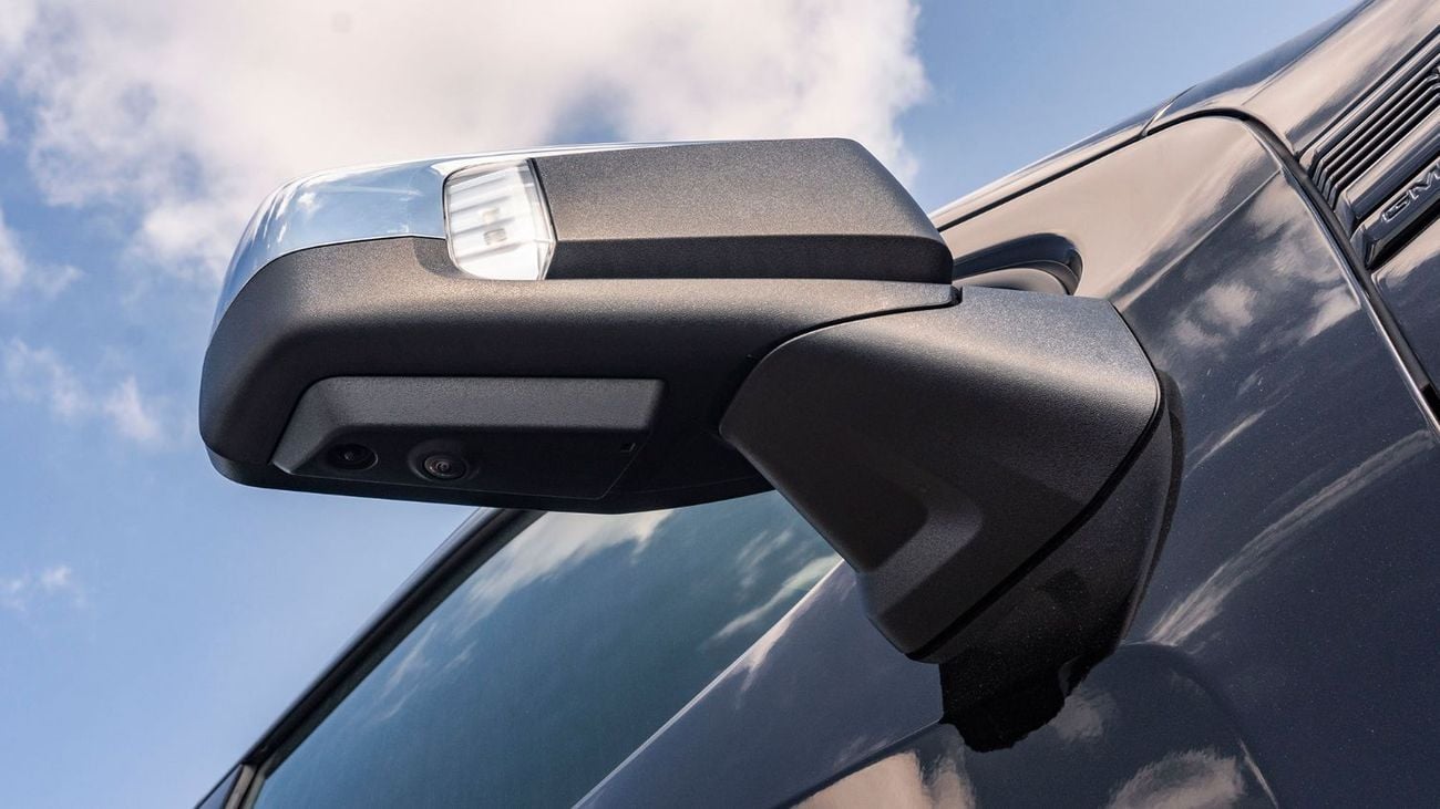 GMC Sierra 2026 GMC SIERRA 5.3L Petrol V8 (Export Price)