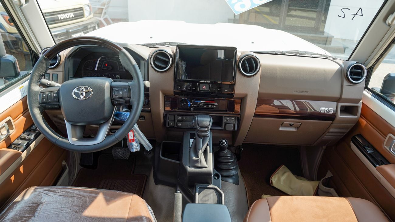 Toyota Land Cruiser Pick Up