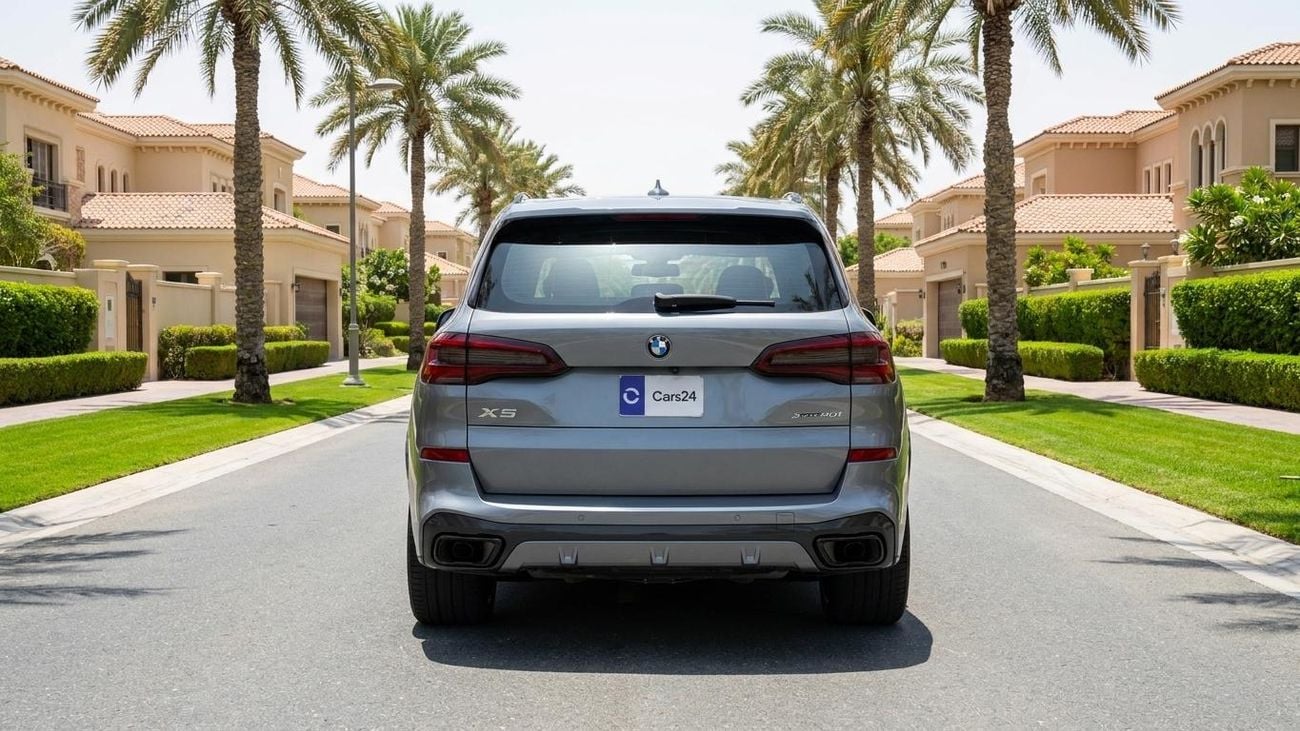 بي أم دبليو X5 XDRIVE40i M SPORT كارس24 هي سوق ضخم للسيارات المستعملة موثوق ومضمون ٪كارس24 هي سوق ضخم للسيارات المستعملة موثوق ومضمون