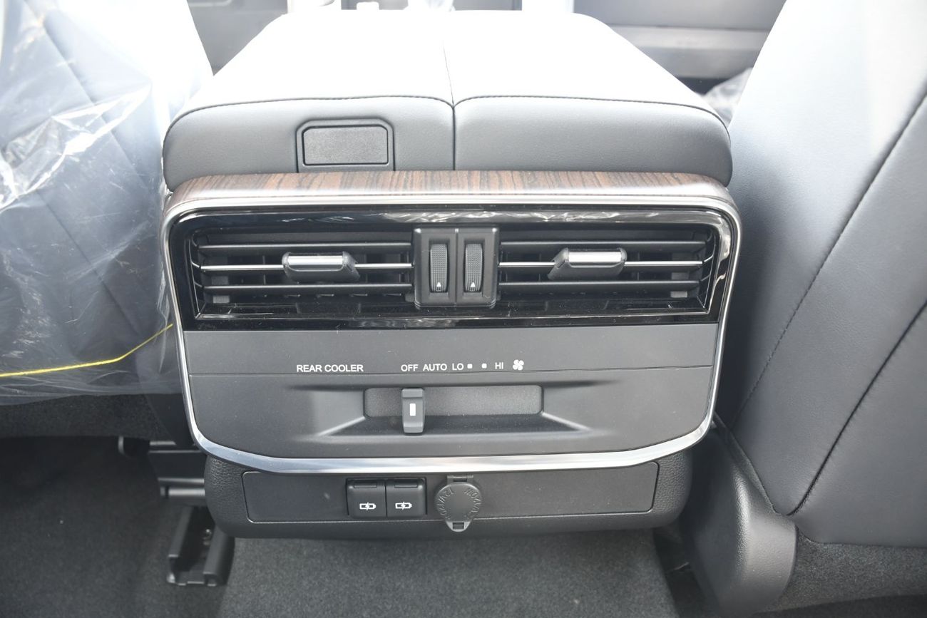 Toyota Land Cruiser 4.0L GXR With Rader (Ready Stock)