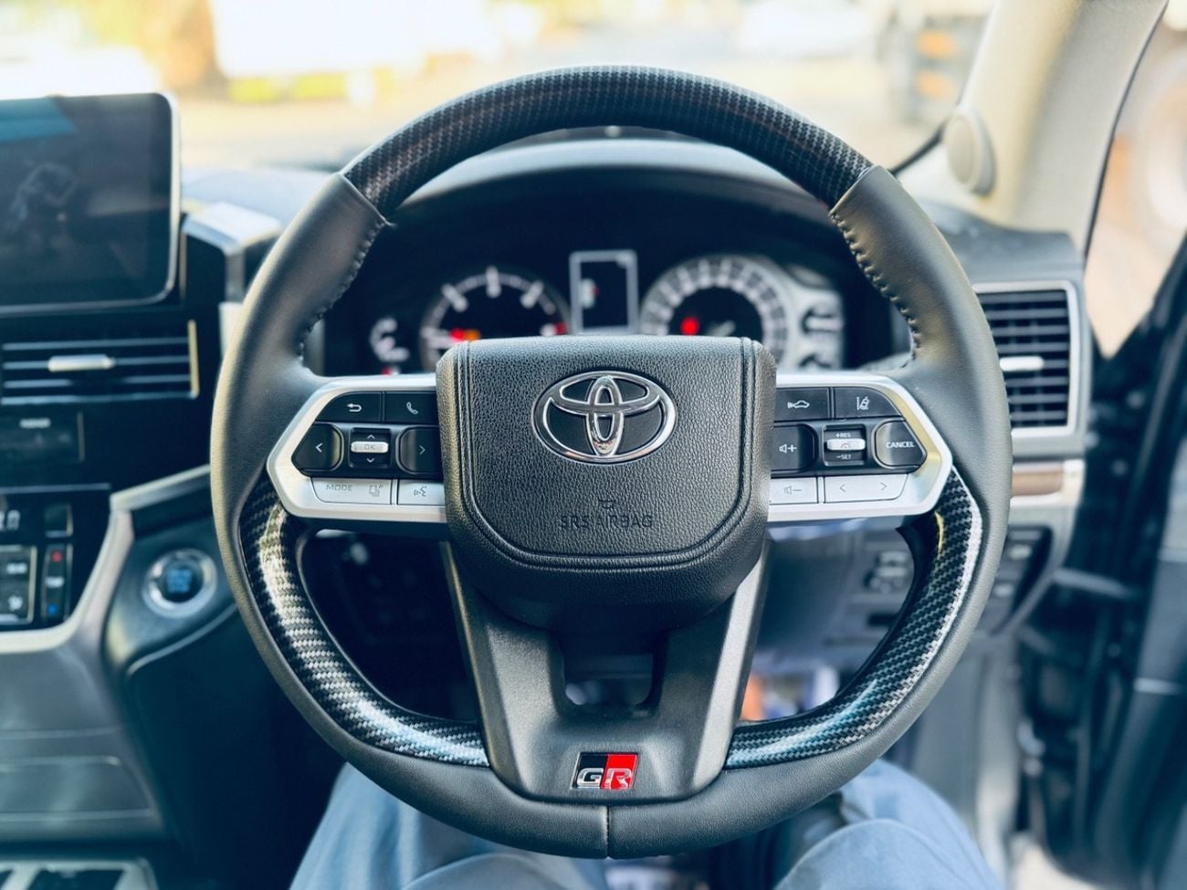 تويوتا لاند كروزر GXR Toyota Land Cruiser Sahara upgrade to 2024 RHD diesel