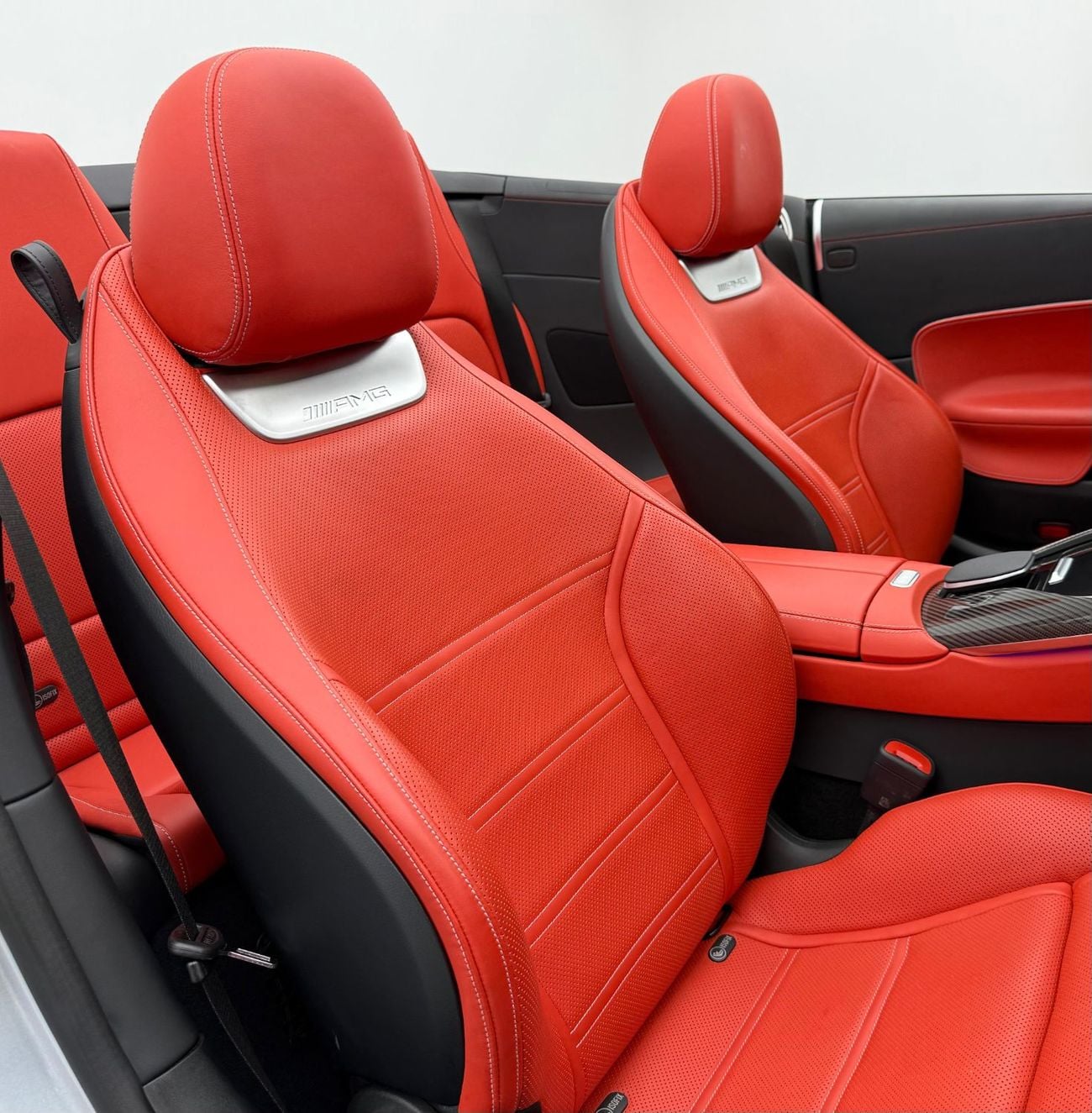 Mercedes Benz SL55 AMG  2022 Mercedes Benz SL55 AMG 4MATIC+, 2028 Mercedes Warranty, Full MB Service History, GCC