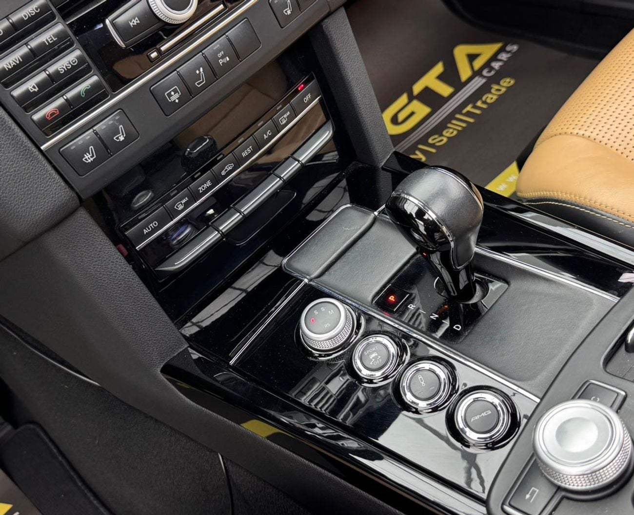 مرسيدس بنز E 63 AMG 2011 Mercedes Benz E63 AMG, 3 Years Mercedes Service Pack, Full Mercedes Service History, GCC