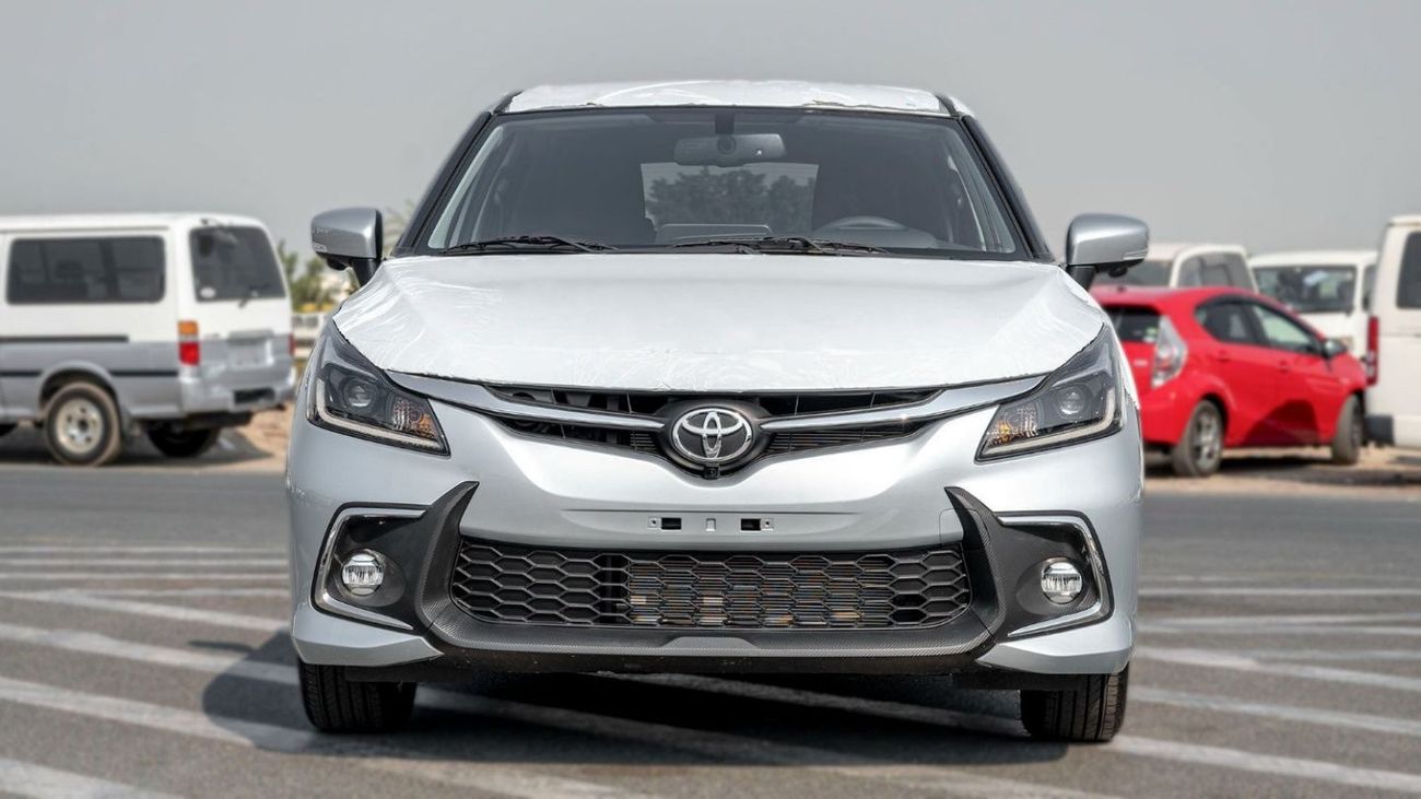 Toyota Starlet (LHD) TOYOTA STARLET 1.5P AT MY2023 - SILVER