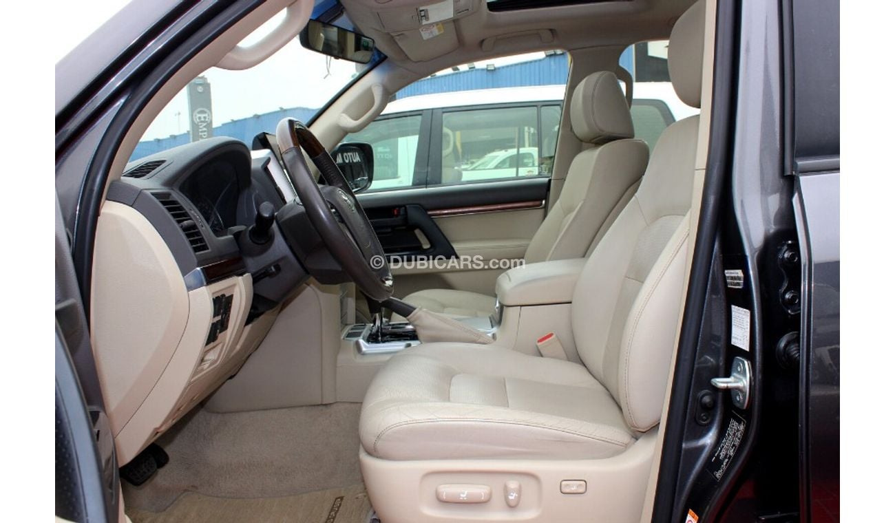 Toyota Land Cruiser (2018) GXR V8, GCC