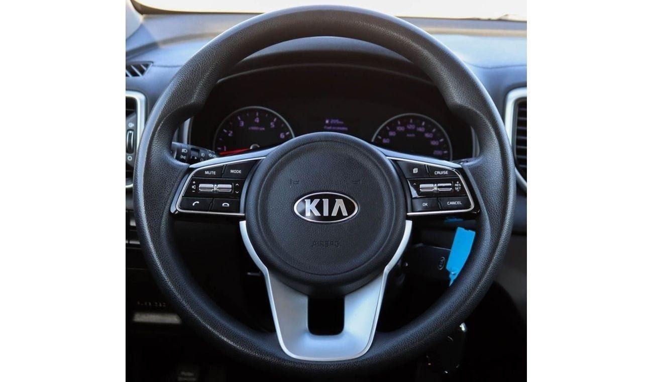 كيا سبورتيج Base 1.6L kia Sportage 2020 1.6L GCC accident free in excellent condition 1132 P.M