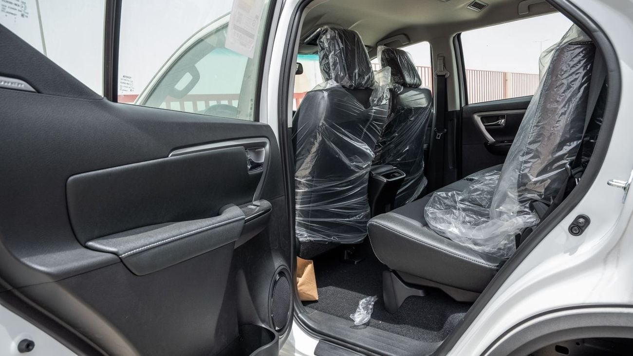 تويوتا فورتونر GXR TOYOTA FORTUNER 4.0 HIGH -2025YM