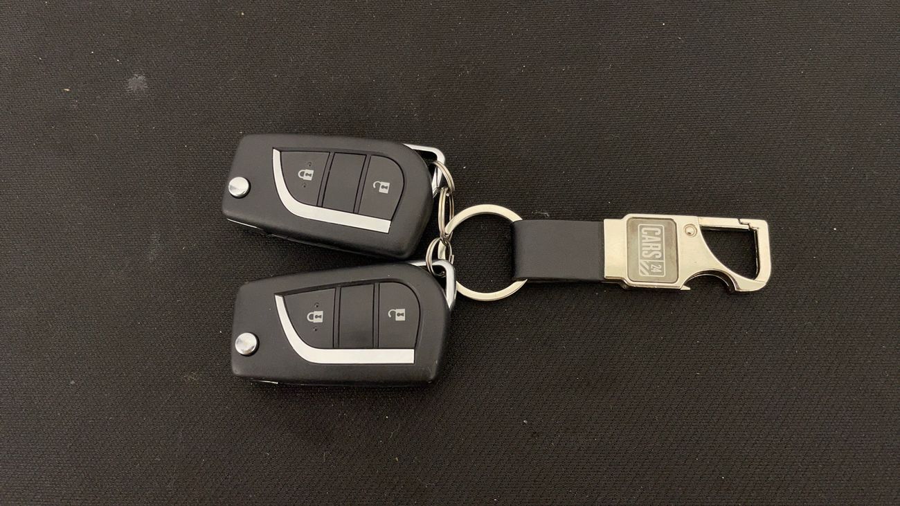 تويوتا راف ٤ EX 2.5 | بدون دفعة مقدمة | اختبار القيادة في المنزل