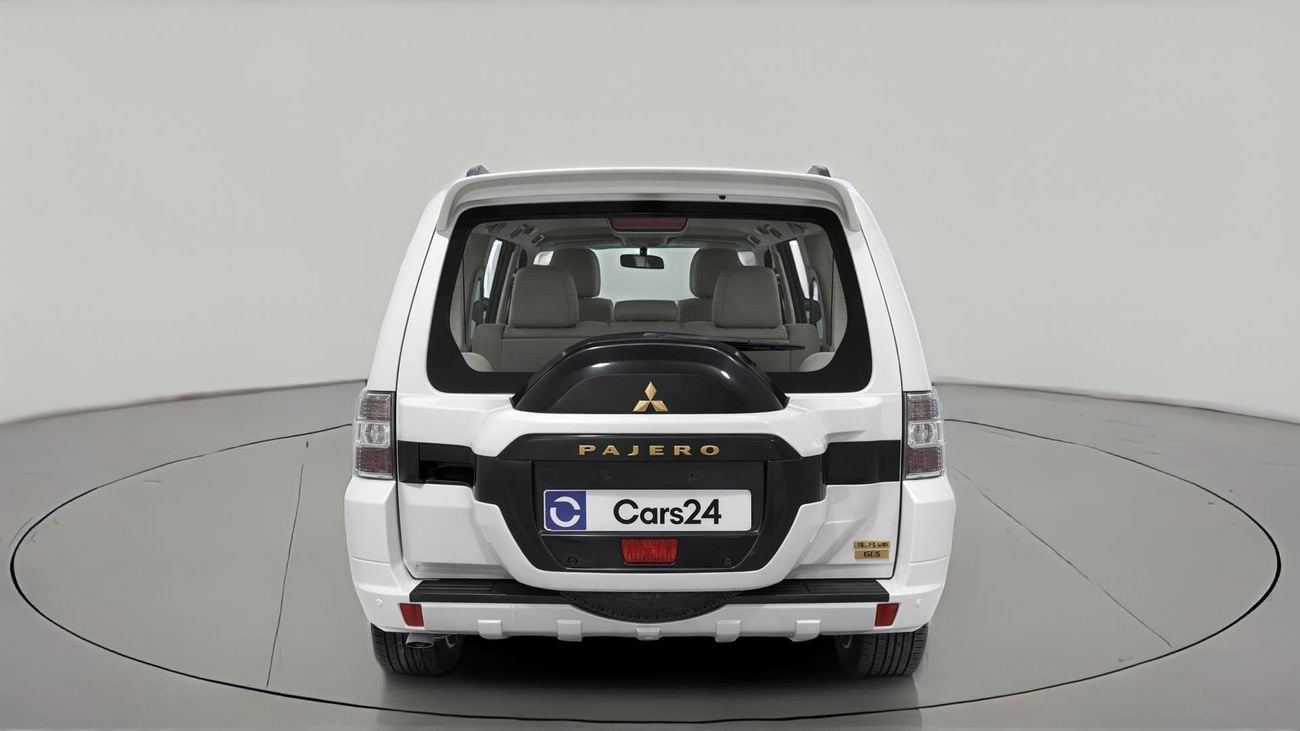 ميتسوبيشي باجيرو GLS HIGHLINE كارس24 هي سوق ضخم للسيارات المستعملة موثوق ومضمون ٪كارس24 هي سوق ضخم للسيارات المستعملة موثوق ومضمون