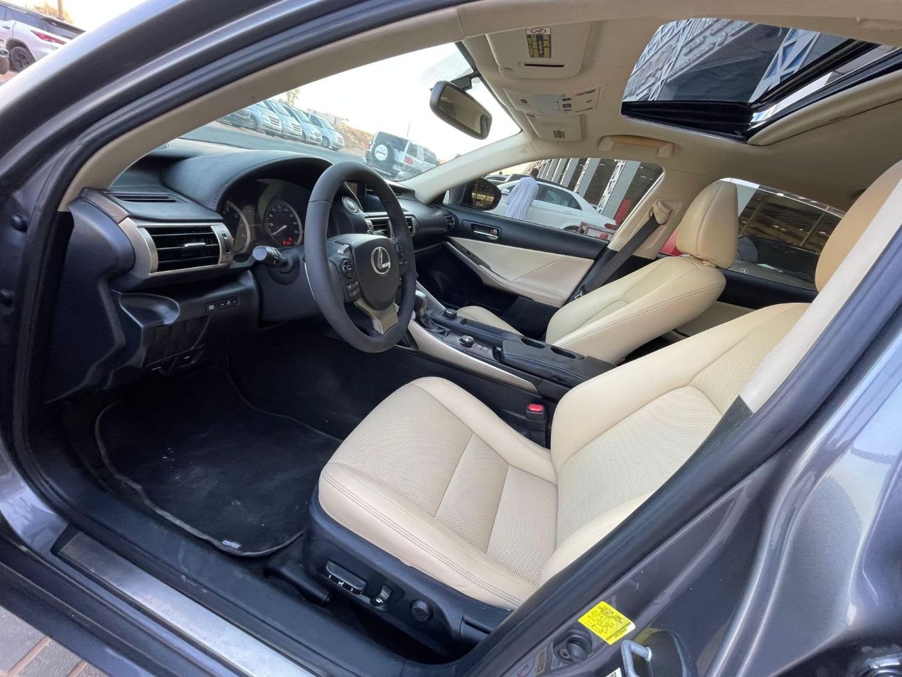 Lexus IS250 Premier IS 250 / F-SPORT KIT / 2014 / IN PERFECT CONDITION