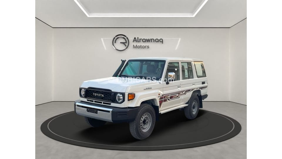 New Toyota Land Cruiser Hard Top 2024 | LC 76 T/DSL - E 4.5L 2024 for ...