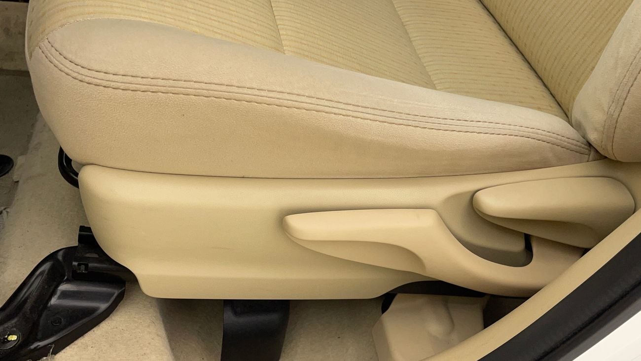 تويوتا يارس 2021 SE | AED 530/Month | 0 DP | 30 Day Return | Warranty | Service History