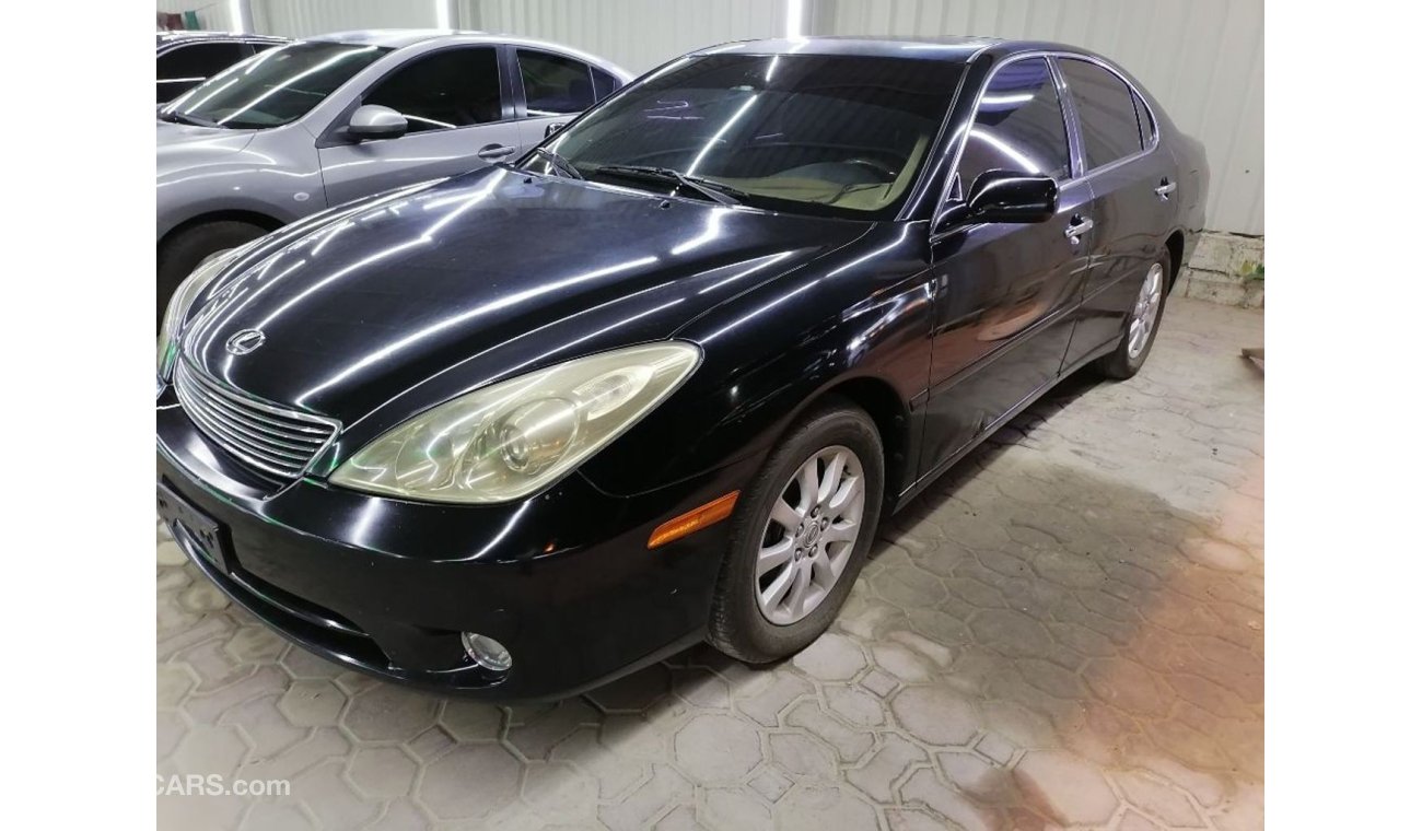 Lexus ES 330 Lexus is a 2005 model, a 6 cylinder full option, in good condition, ES330