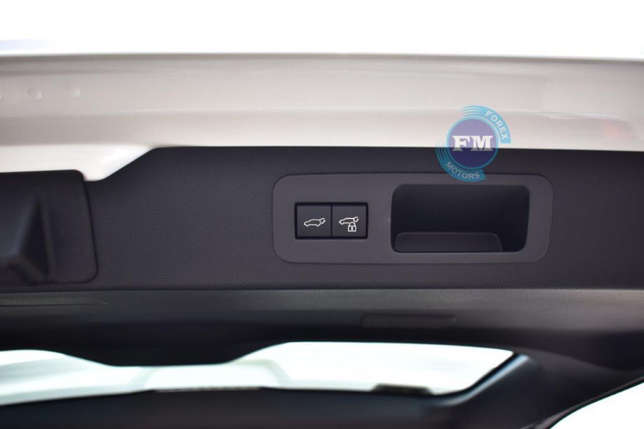 تويوتا لاند كروزر 300 V6 3.5L GR Sport Hybrid 7 Seat Automatic