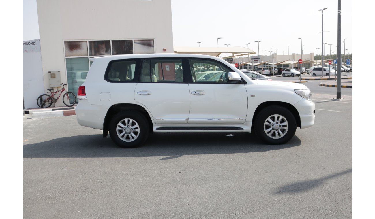 Toyota Land Cruiser GXR V6 SUV WITH GCC SPEC WORLDWIDE SHIPPING