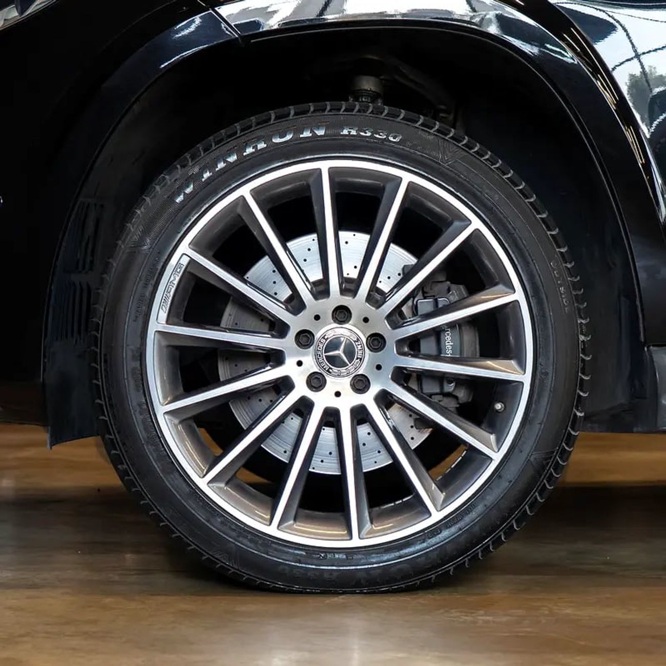 مرسيدس بنز GLS 500 Std 4.7L