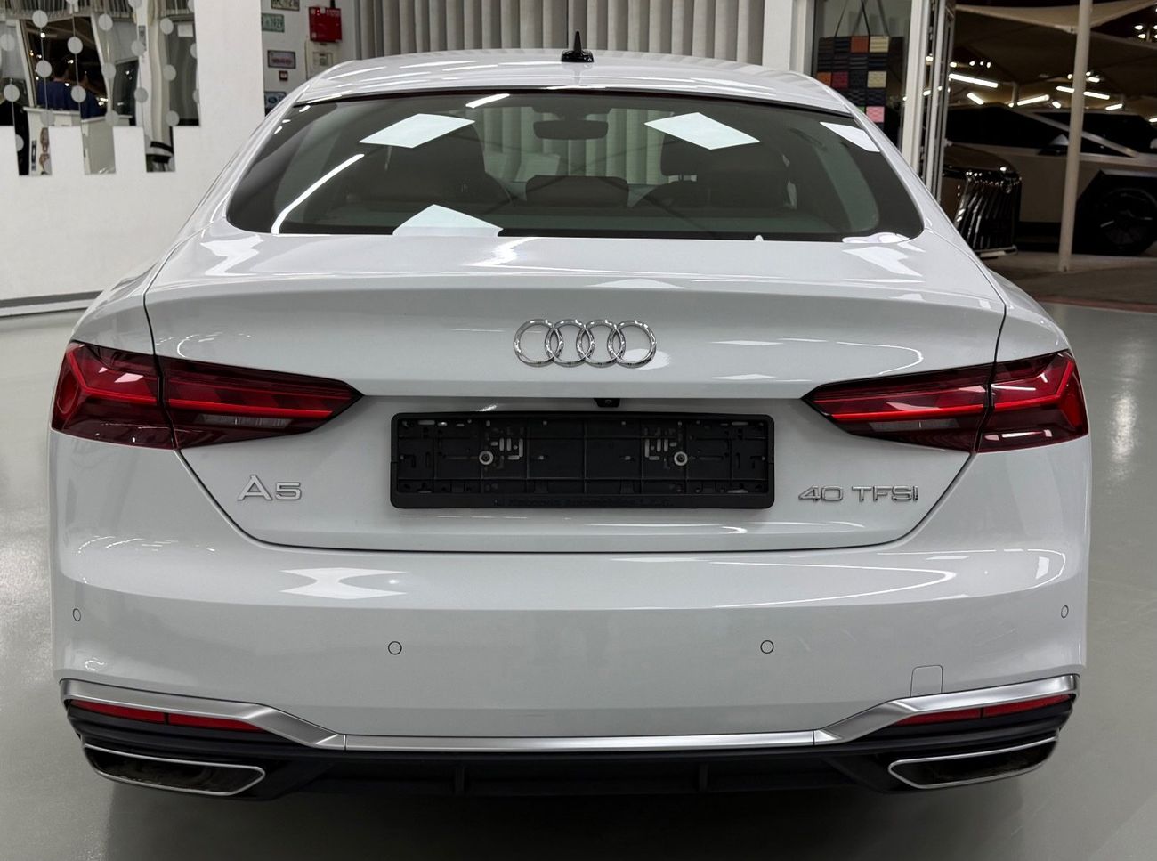 Audi A5 40 TFSI S Line 2.0L (187 HP)