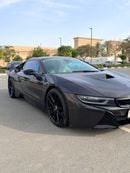 بي أم دبليو i8