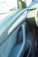 Tesla Model 3 usa All Wheel Drive