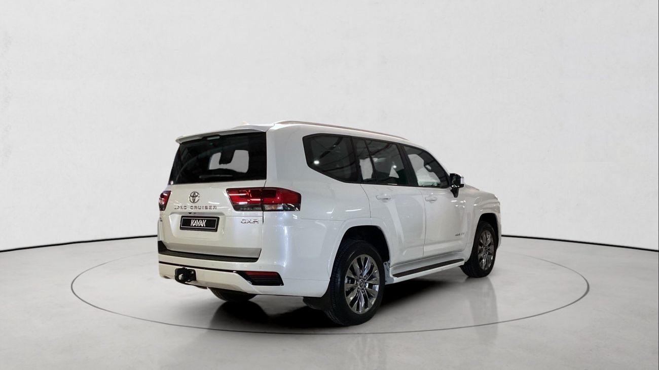 Used Toyota Land Cruiser GXR | upto AED 20,000 Ramadan Discount