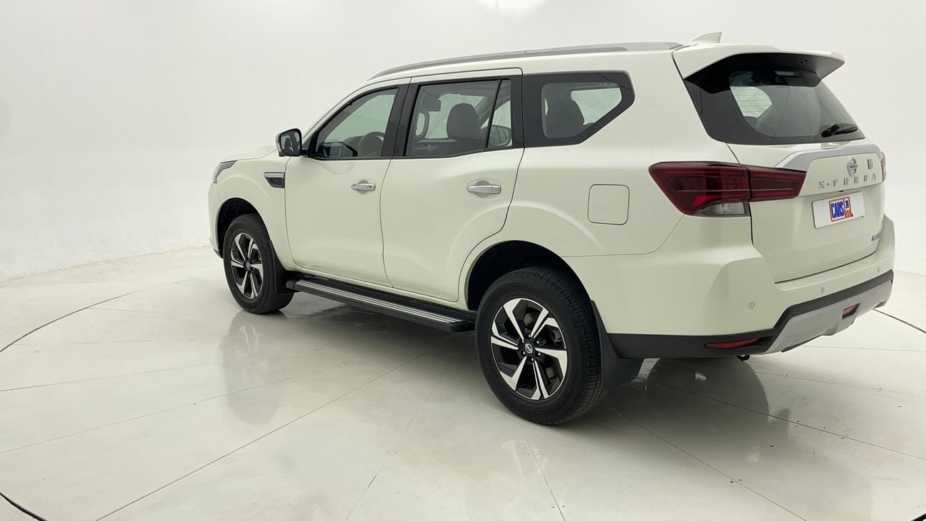 نيسان إكستيرا PLATINUM 2.5 | بدون دفعة مقدمة | اختبار قيادة مجاني للمنزل