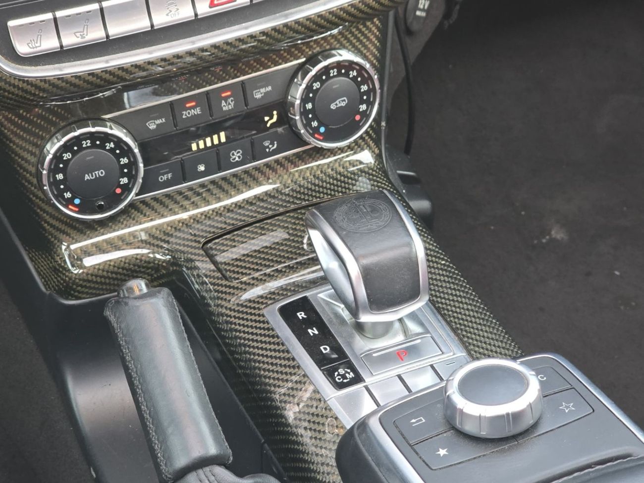 مرسيدس بنز G 63 AMG Std 5.5L MERCEDES G-63 AMG 2013 GCC BODYKIT MODEL 2020 GOOD CONDITION INSIDE OUT SIDE