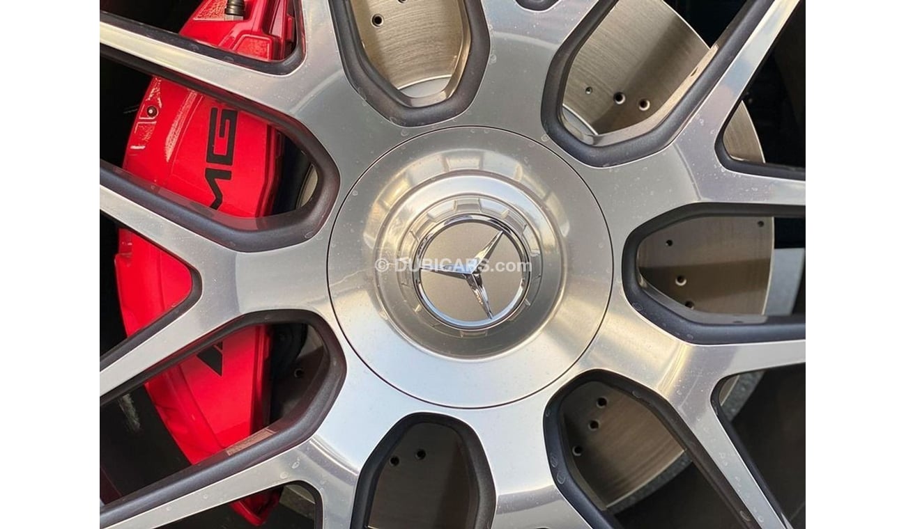 Mercedes-Benz G 63 AMG Polar White