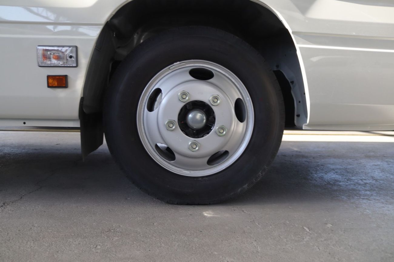 Toyota Coaster 2.7 COASTER **EXPORT ONLY**التصدير فقط خارج الخليج***